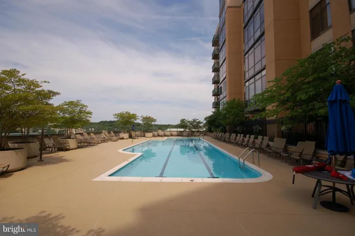 2720 Arlington Dr #308, Arlington, Virginia 22206