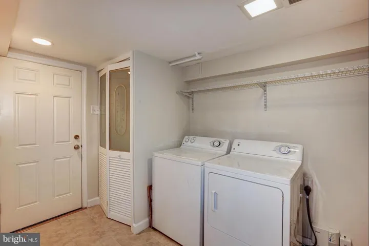 3716 Kemper Rd, Arlington, Virginia 22206