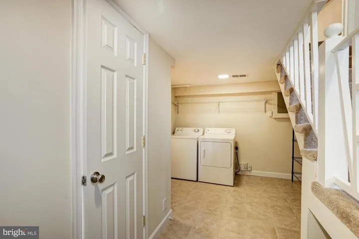 3716 Kemper Rd, Arlington, Virginia 22206
