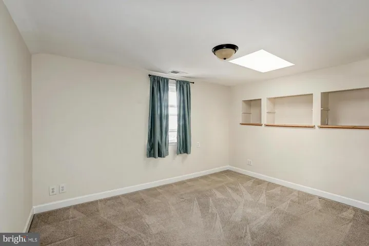 3716 Kemper Rd, Arlington, Virginia 22206