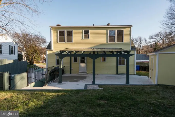 5035 25th St S, Arlington, Virginia 22206