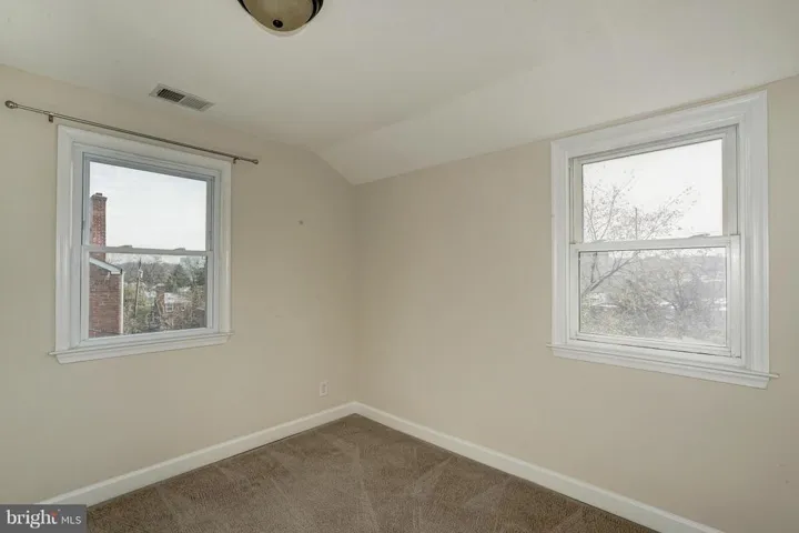 3716 Kemper Rd, Arlington, Virginia 22206