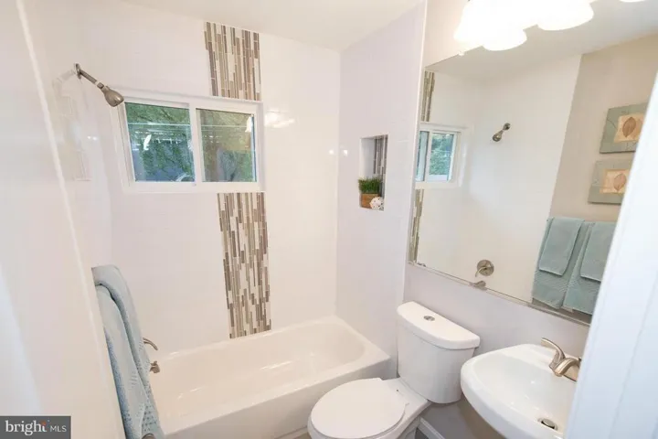 4935 25th St S, Arlington, Virginia 22206