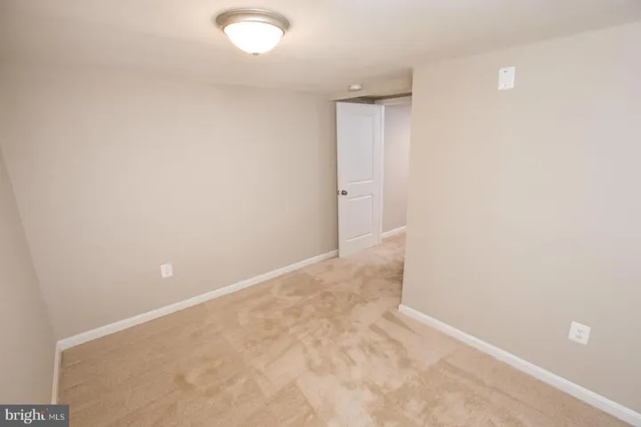 4935 25th St S, Arlington, Virginia 22206