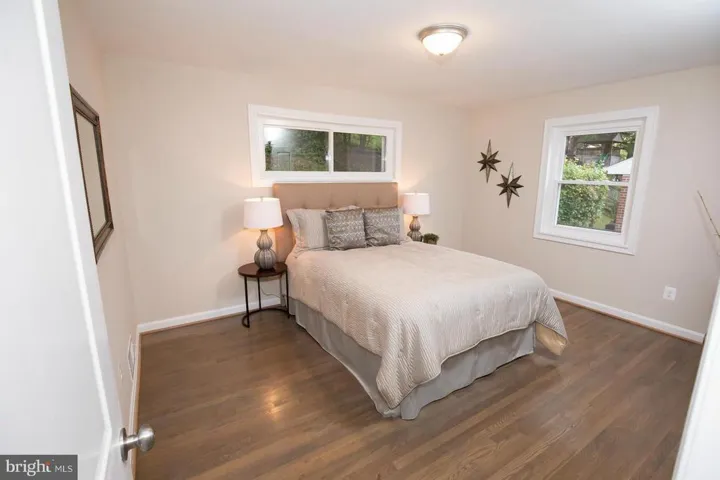 4935 25th St S, Arlington, Virginia 22206