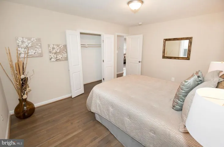 4935 25th St S, Arlington, Virginia 22206