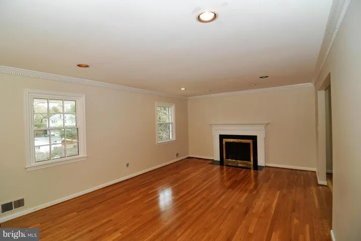 4118 27th Rd N, Arlington, Virginia 22207