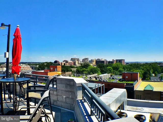 1021 Garfield St #215, Arlington, Virginia 22201