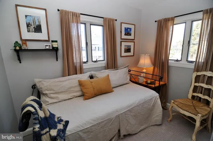 107 Kensington St, Arlington, Virginia 22204