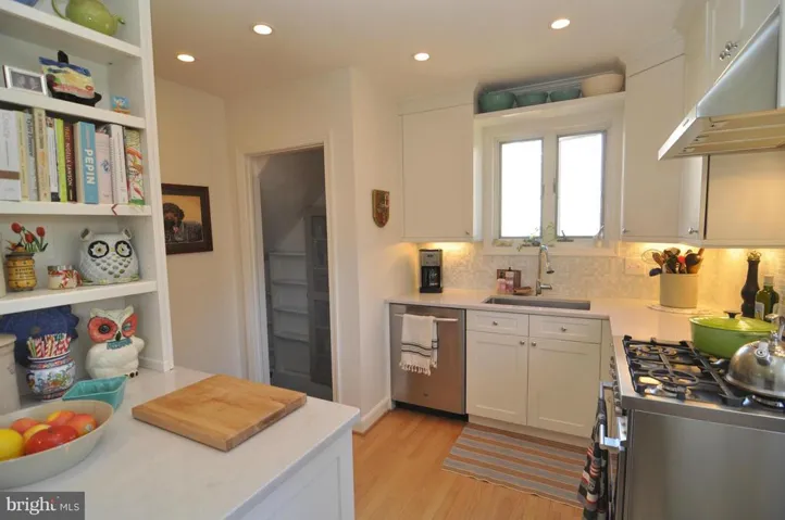 107 Kensington St, Arlington, Virginia 22204