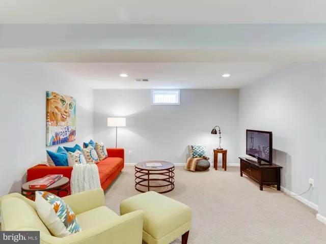 4616 Kling Dr, Alexandria, Virginia 22312
