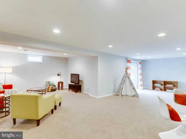4616 Kling Dr, Alexandria, Virginia 22312