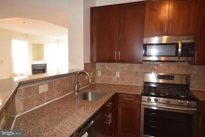 1645 International Dr #419, Mclean, Virginia 22102