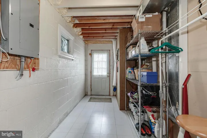 2407 Candlewood Dr, Alexandria, Virginia 22308