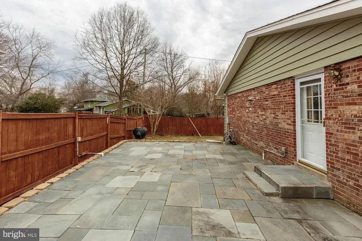 2407 Candlewood Dr, Alexandria, Virginia 22308