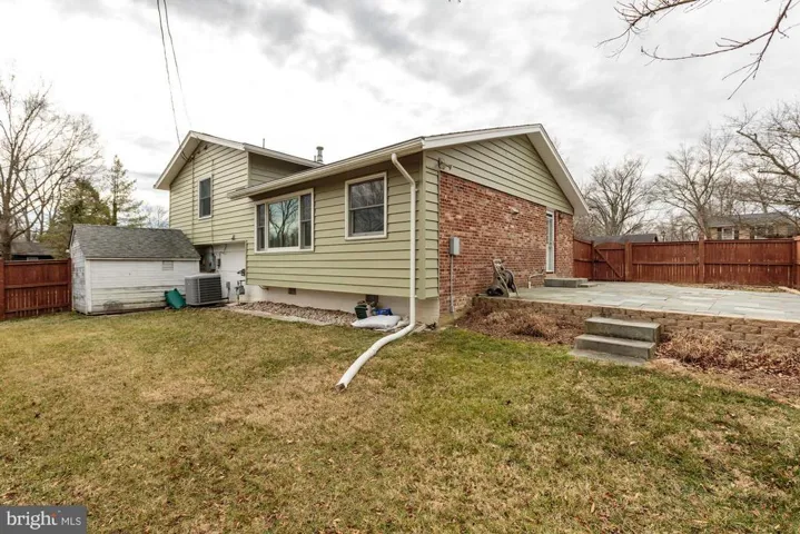 2407 Candlewood Dr, Alexandria, Virginia 22308