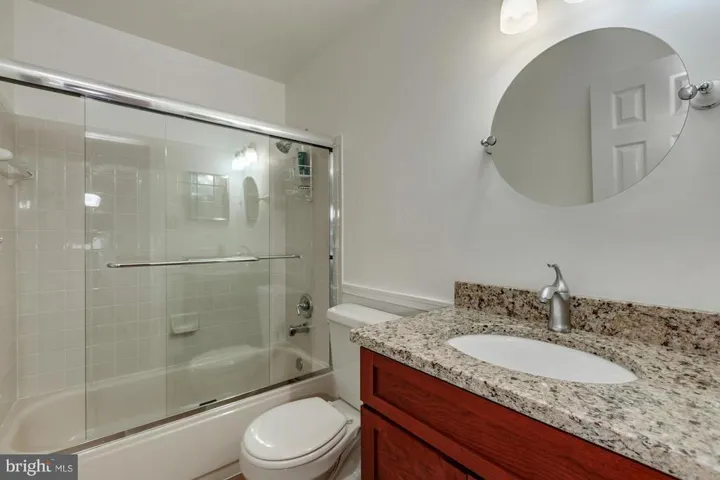 2407 Candlewood Dr, Alexandria, Virginia 22308