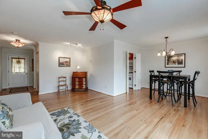 2407 Candlewood Dr, Alexandria, Virginia 22308