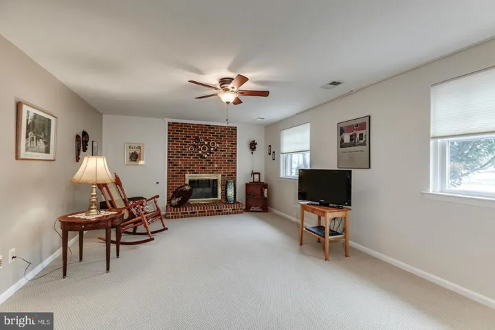 2407 Candlewood Dr, Alexandria, Virginia 22308