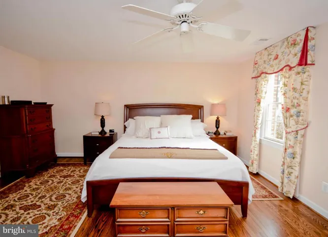 6210 Woodland Lake Dr, Alexandria, Virginia 22310