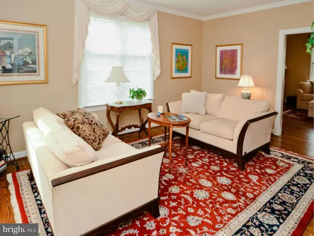 6210 Woodland Lake Dr, Alexandria, Virginia 22310