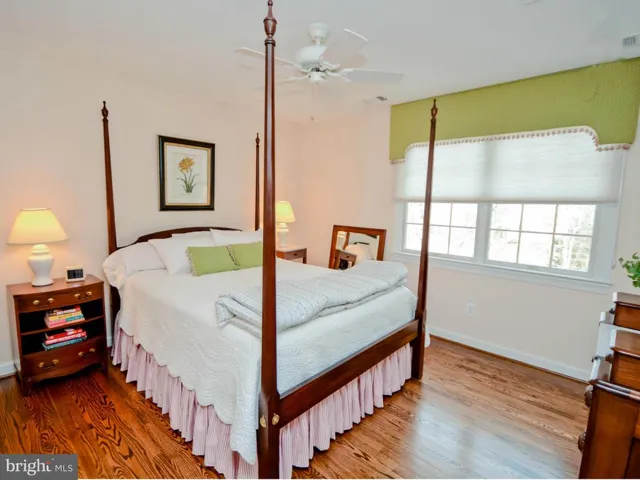 6210 Woodland Lake Dr, Alexandria, Virginia 22310