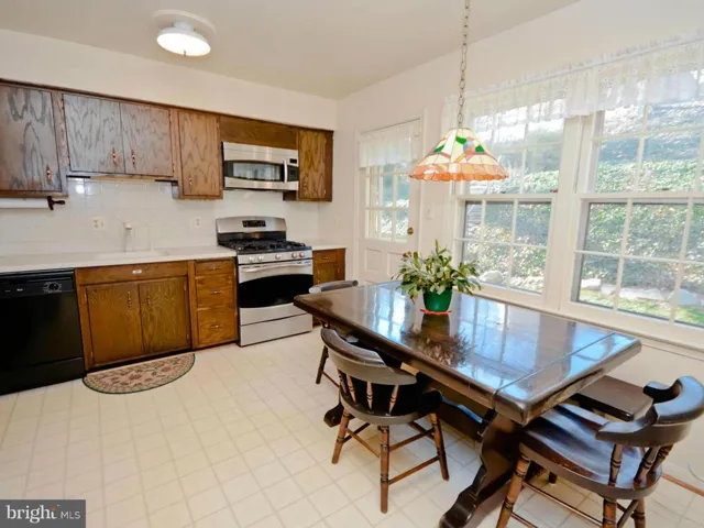 4922 Althea Dr, Annandale, Virginia 22003