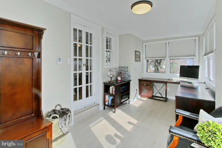 3227 Annandale Rd, Falls Church, Virginia 22042