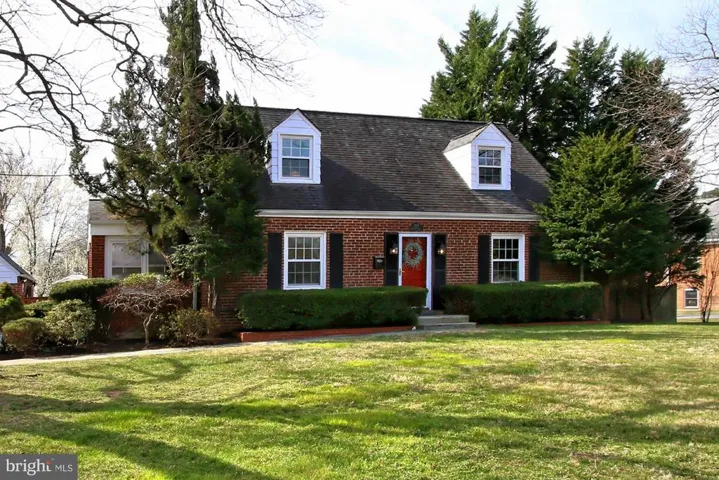 3227 Annandale Rd, Falls Church, Virginia 22042