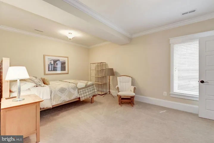 1108 Raymond Ave, Mclean, Virginia 22101