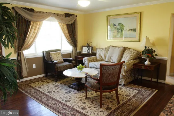 7225 Wilburdale Dr, Annandale, Virginia 22003