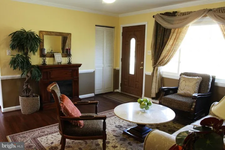 7225 Wilburdale Dr, Annandale, Virginia 22003