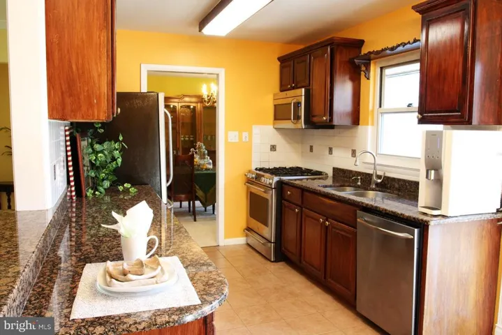 7225 Wilburdale Dr, Annandale, Virginia 22003
