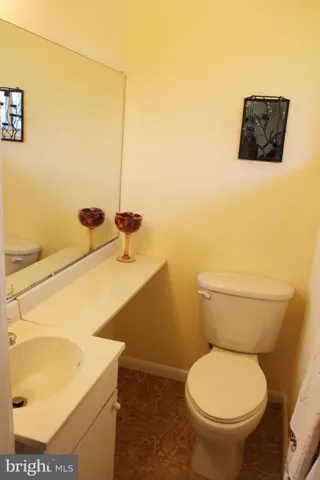 7225 Wilburdale Dr, Annandale, Virginia 22003