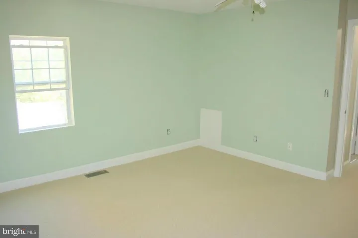 2825 Winchester Way, Falls Church, Virginia 22042