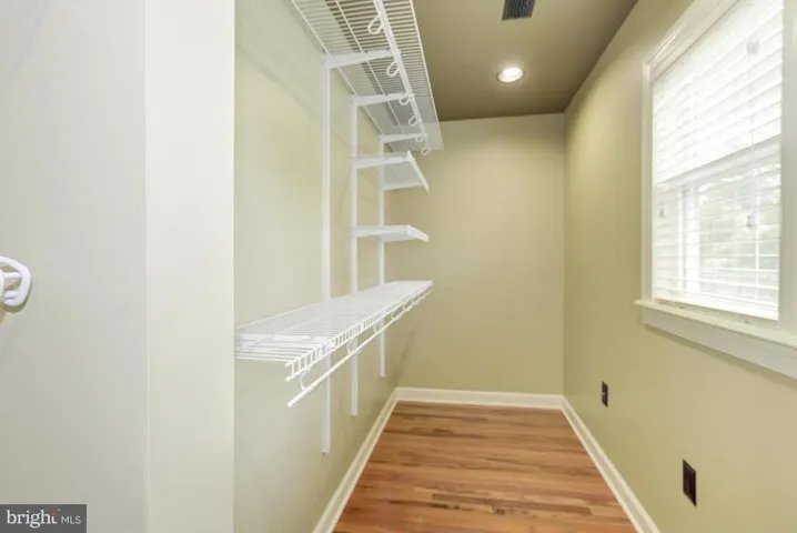 2431 Fort Dr, Alexandria, Virginia 22303