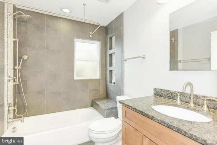 2431 Fort Dr, Alexandria, Virginia 22303