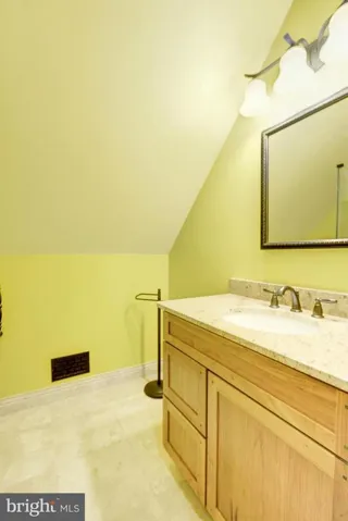 2431 Fort Dr, Alexandria, Virginia 22303