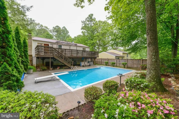 8453 Gold Sky Ct, Springfield, Virginia 22153