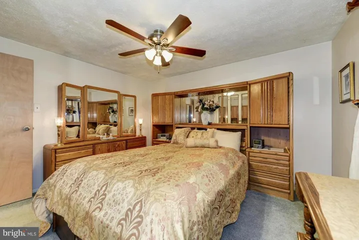 8453 Gold Sky Ct, Springfield, Virginia 22153