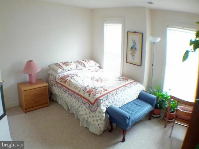 8406 Chaucer House Ct, Lorton, Virginia 22079