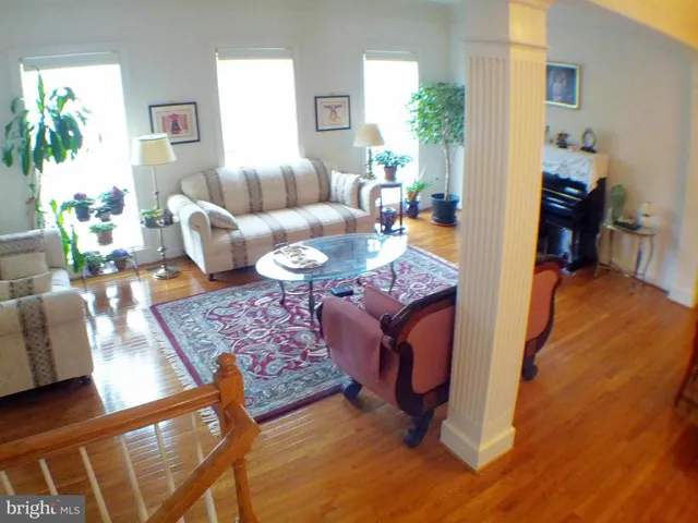 8406 Chaucer House Ct, Lorton, Virginia 22079