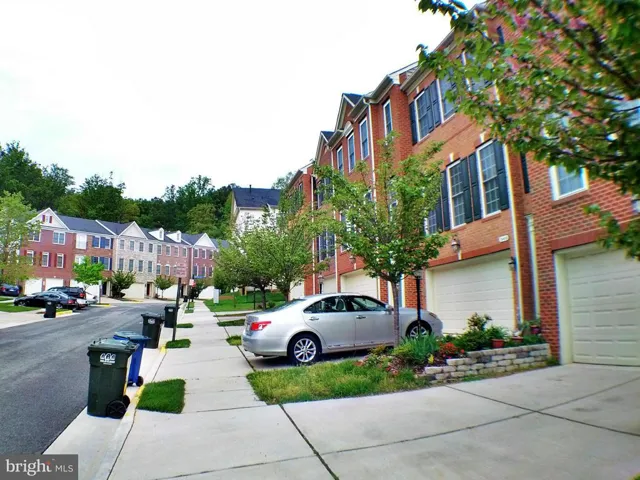 8406 Chaucer House Ct, Lorton, Virginia 22079
