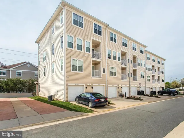 14307a Brushwood Way #107, Centreville, Virginia 20121