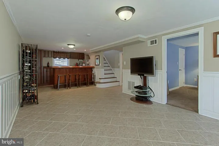 6908 Farragut Ave, Falls Church, Virginia 22042