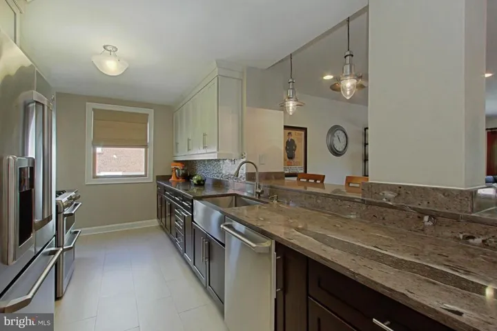 6908 Farragut Ave, Falls Church, Virginia 22042