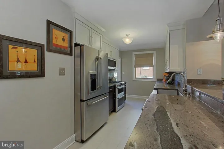 6908 Farragut Ave, Falls Church, Virginia 22042