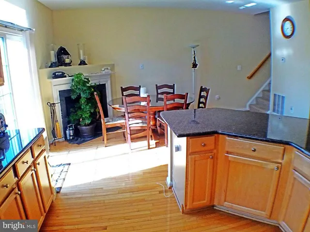 14022 Sawteeth Way, Centreville, Virginia 20121