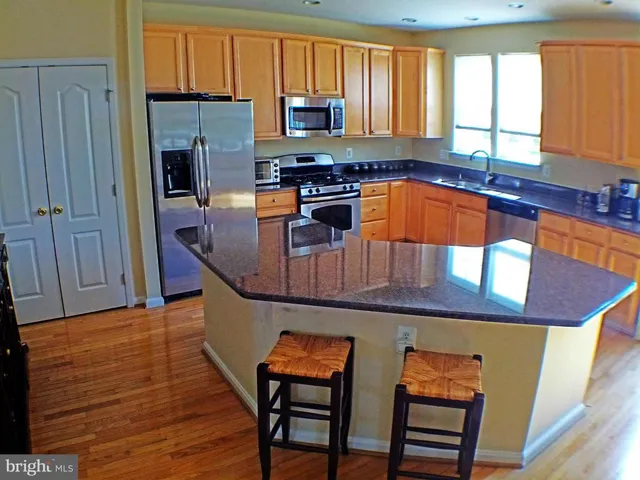 14022 Sawteeth Way, Centreville, Virginia 20121