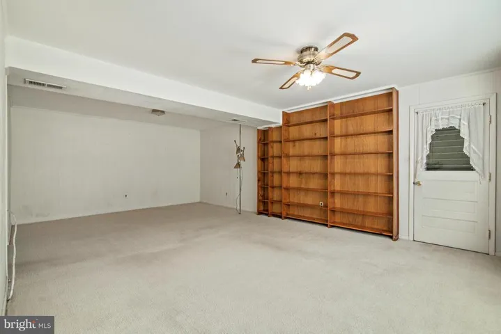 5513 Ravenel Ln, Springfield, Virginia 22151
